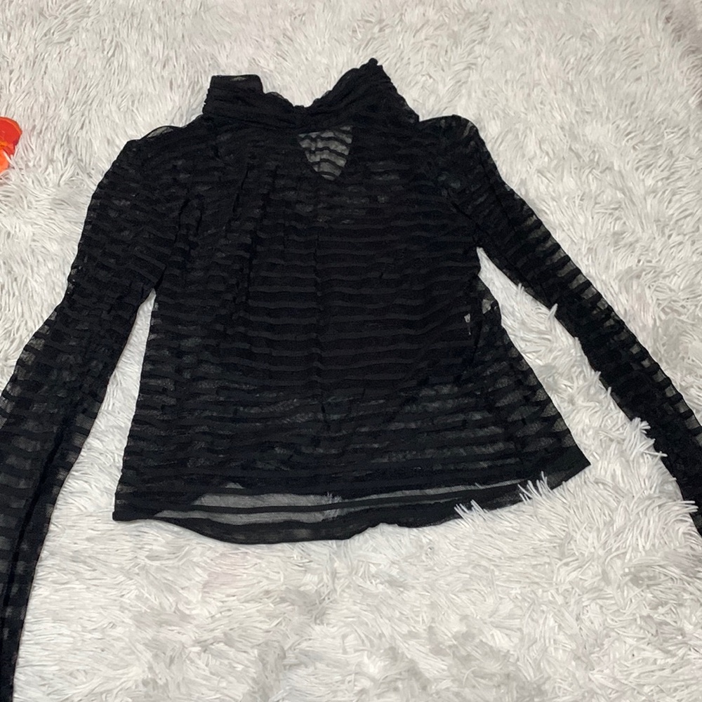 See through top , with crop top under , black , thin material